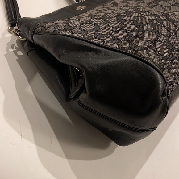 Coach Handbag in Canvas/ Leather With Silver color Hardware - Picture 3 of 5